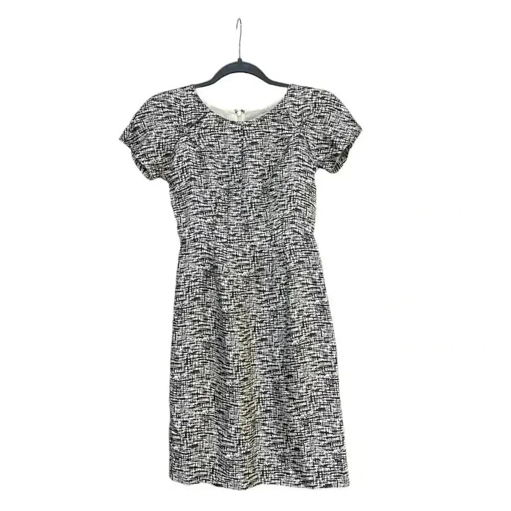 Banana Republic Sheath Dress Silk Blend Short Sleeve Geometric Size 0P